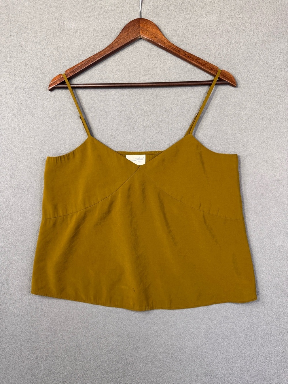 Universal Thread Olive Green V-Neck Spaghetti Strap Babydoll Cami, Medium